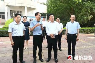 莱万谈合作过的心中完美球员：左脚罗本+球商穆勒+优雅阿隆索